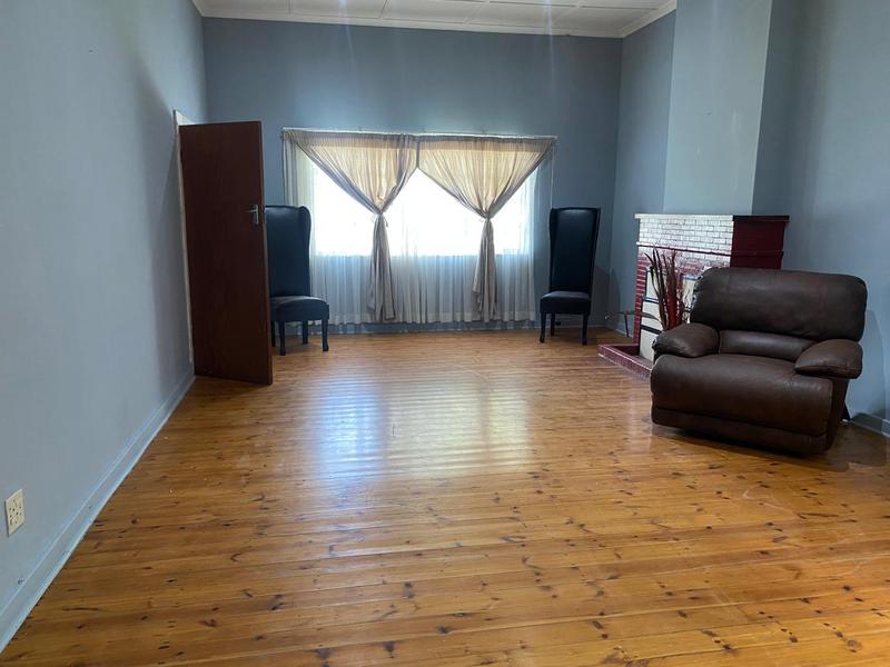 5 Bedroom Property for Sale in Balmoral Eastern Cape